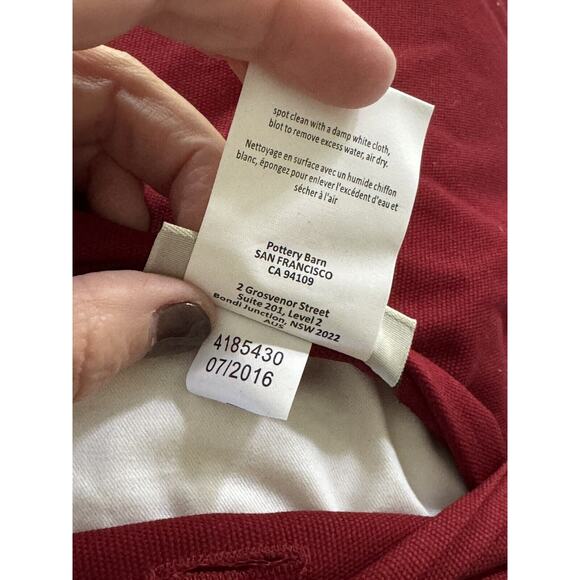 Pottery Barn Tangled Lab Crewel Embroidered Red Pillow Dog Light Christmas - Picture 4 of 7